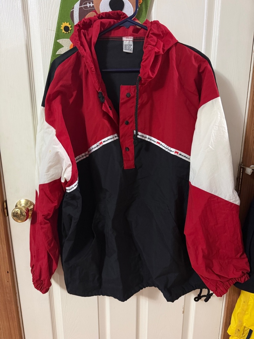 MARLBORO RACING TEAM PENSKE PULLOVER WINDBREAKER JACKET